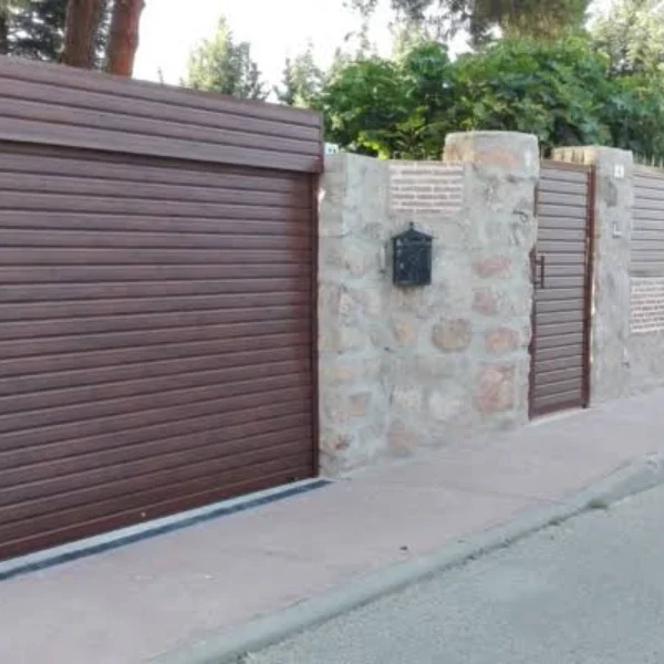Puerta seccional comunidad Murcia